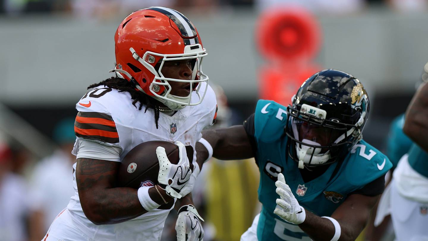 Dylan Sampson Injury Update Casts Dark Cloud Over Browns Running Back Room