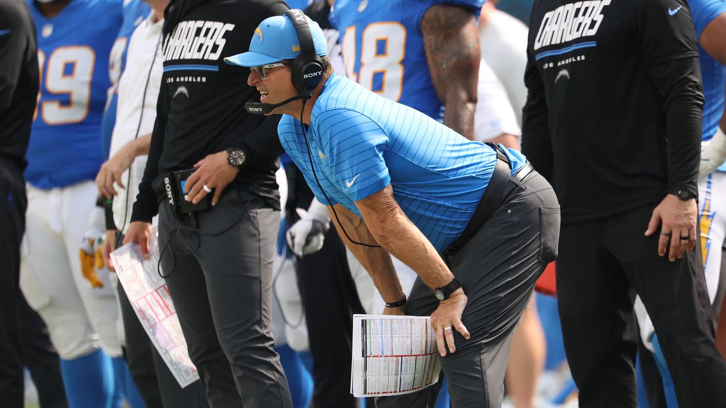 Bolts Look to Bounce Back, 4 Other Things to Know About Chargers vs. Raiders