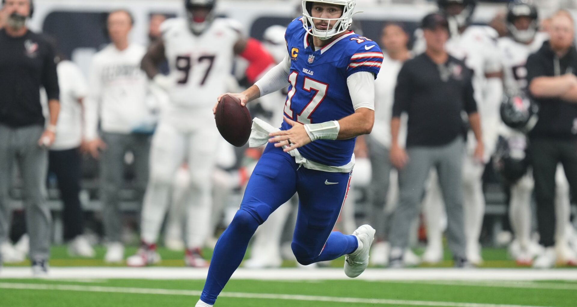 In Buffalo and elsewhere, NFL players find grass to be the better choice over artificial turf