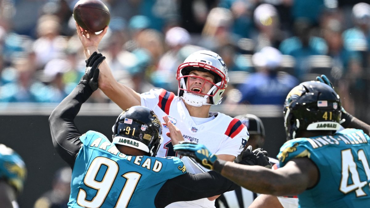 Is Patriots QB Drake Maye dealing with shoulder injury? – NBC Boston