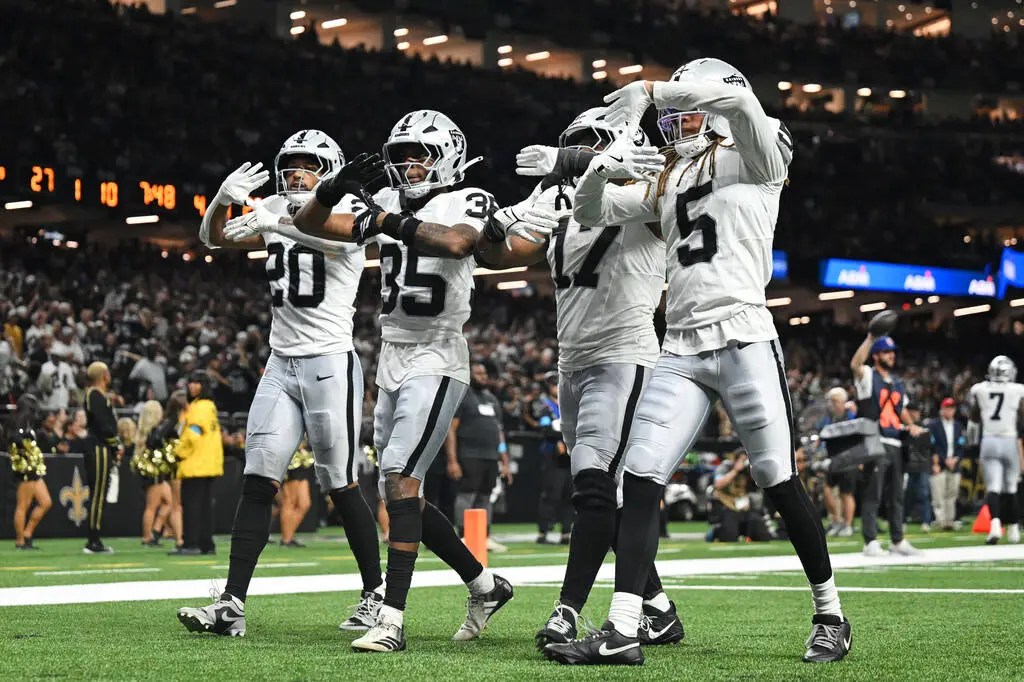 Las Vegas Raiders rally to beat New Orleans Saints, match last season’s win total | Raiders News
