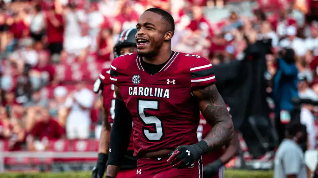 Kyle Kennard Could Give Von Miller 1 More Project » Inside The Star