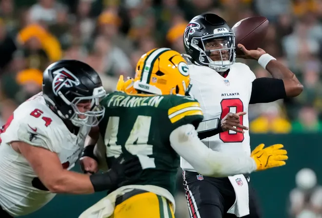 Atlanta Falcons quarterback Michael Penix Jr. (9) passes the ball against the Green Bay Packers on Thursday, Sept. 24, 2026, at Lambeau Field in Green Bay, Wisconsin. The Falcons won the game, 35-14.
Tork Mason/Green Bay Press-Gazette