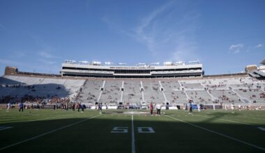 Florida State-SMU kickoff delayed by stadium power outage