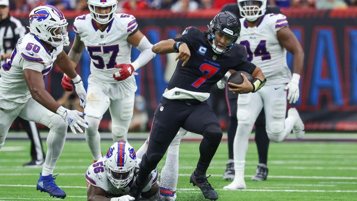 NFL score predictions: Best bets, picks for Week 1 from esteemed expert