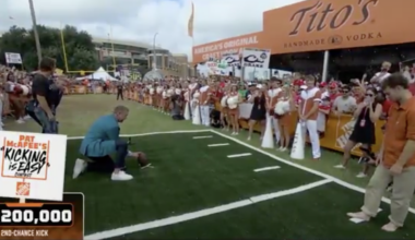 Texas student succeeds in $1.2 million kick on 'College GameDay'