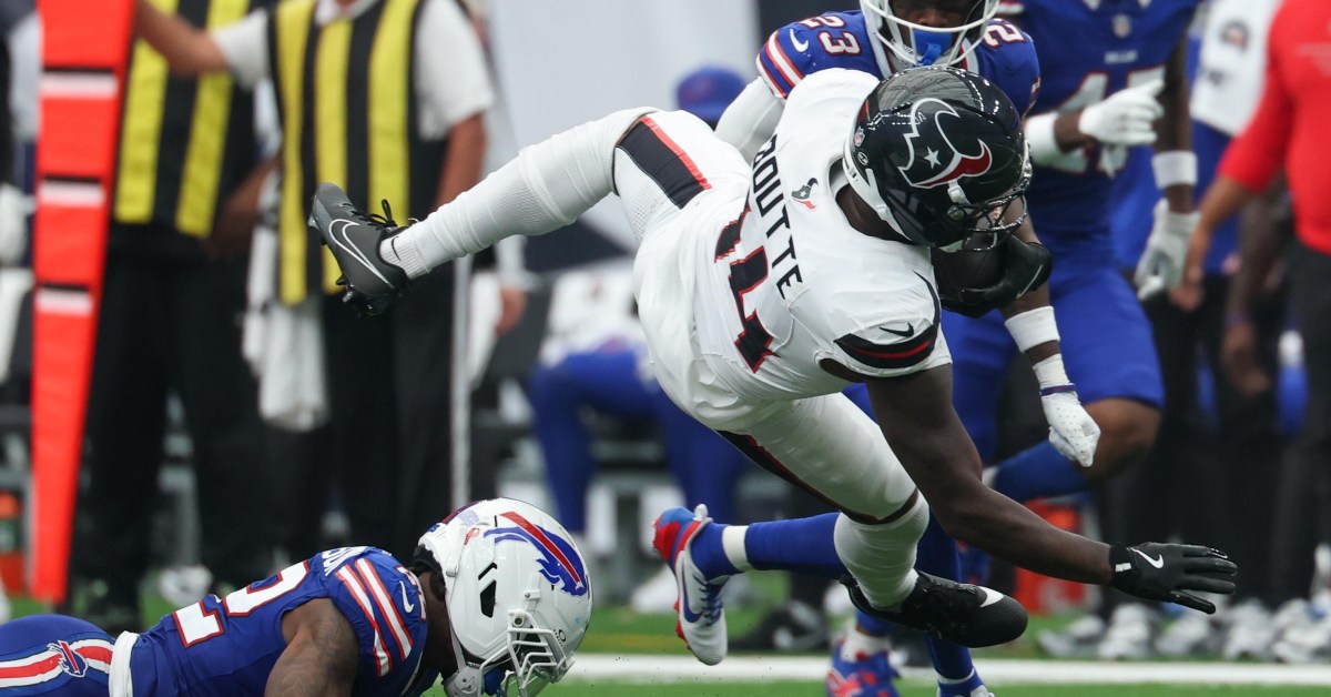 Jaylen Reed’s Patriots debut was quiet. So was Kayshon Boutte’s first Texans game.
