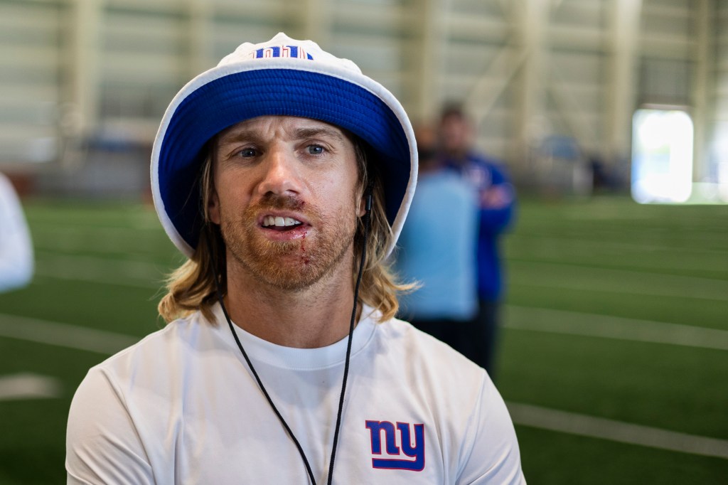 New York Giants wide receivers coach Chad Hall speaks to the media.