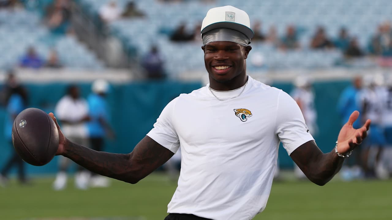 What is the Jaguars' plan for Travis Hunter in Year 2? Plus, my ranking of the NFL's top 5 cornerbacks | Latest NFL News, Analysis & Updates