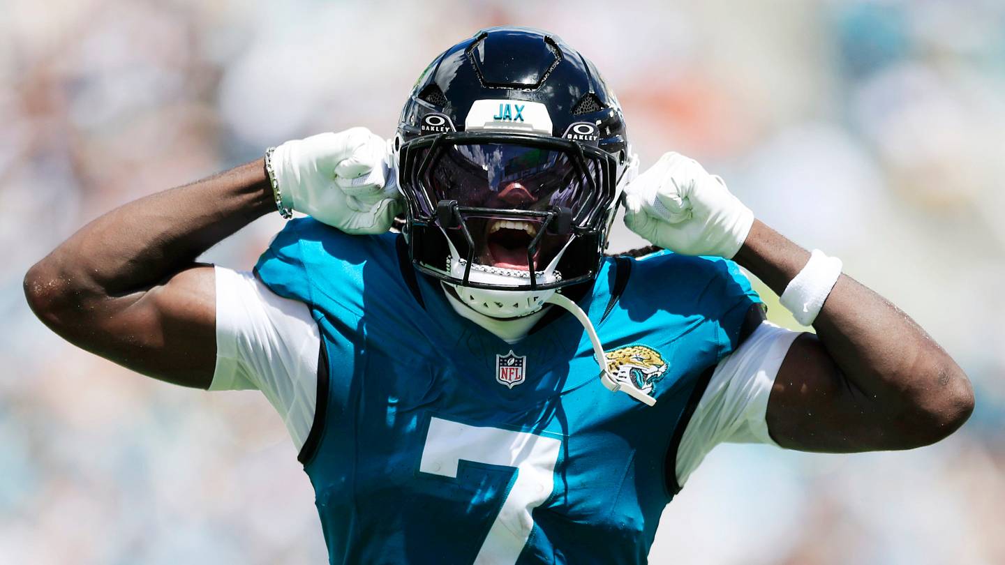 If Chargers Are Going to Be Stubborn, They Should Call Jaguars at NFL Trade Deadline