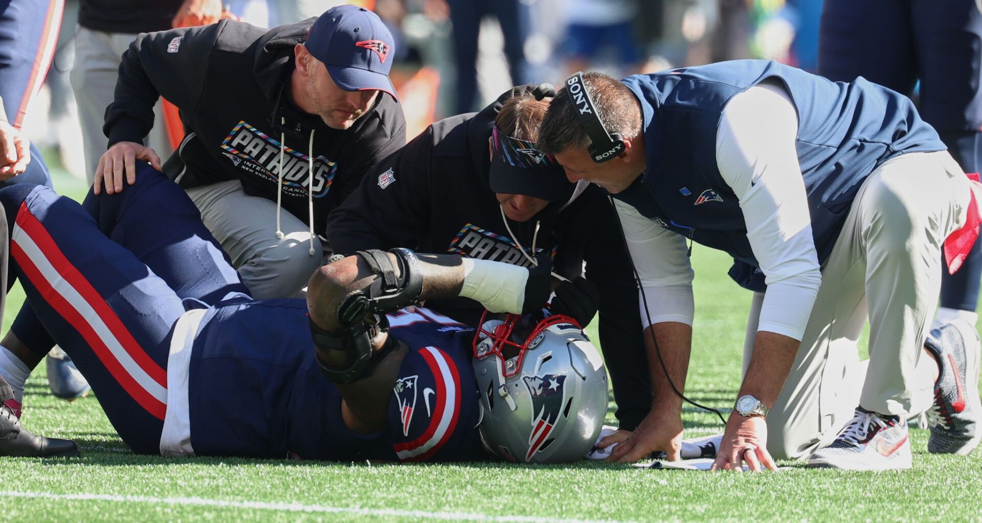 Patriots dealing with more injuries on their banged-up offensive line entering a short week