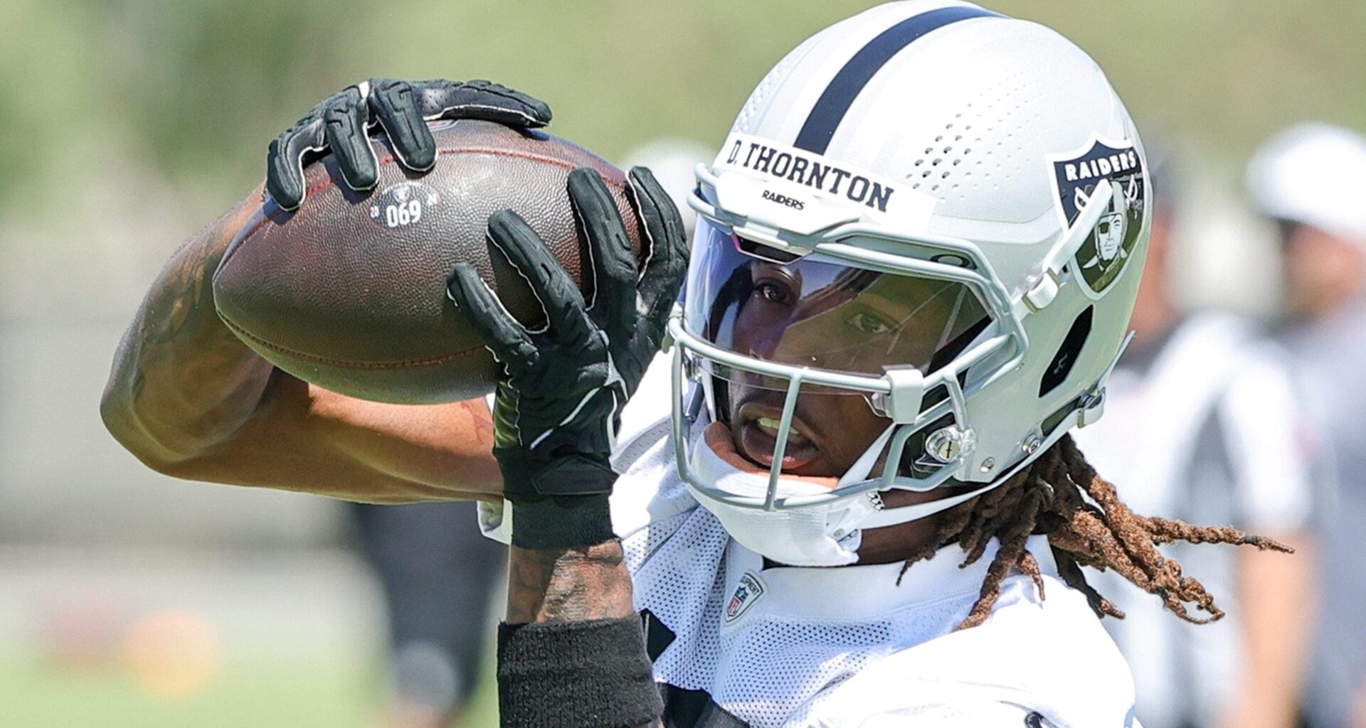 Raiders' Klint Kubiak Shares Encouraging Update on Dont'e Thornton Jr.