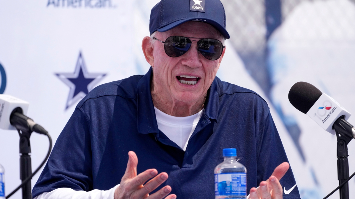 Jerry Jones can't stand the Cowboys' mess anymore and makes a new signing
