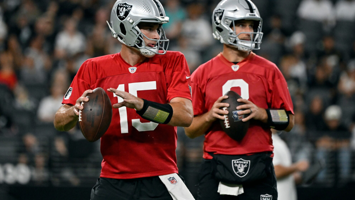 The favor Kirk Cousins is doing for Fernando Mendoza on the Raiders—and not everyone understands it