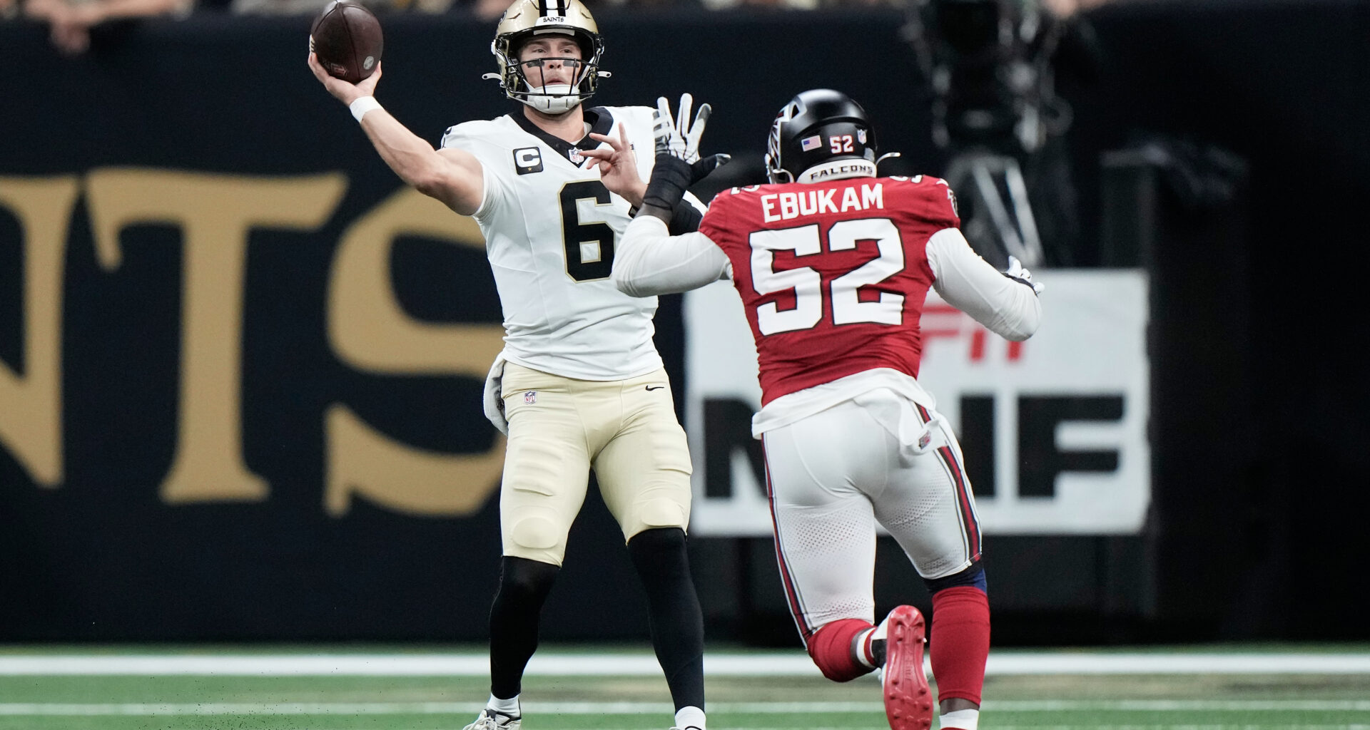 Saints’ lopsided loss sours a day of celebration on the 20th anniversary of the ‘Domecoming’