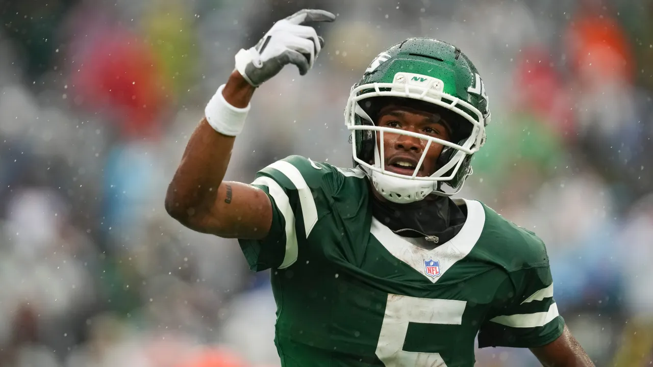 Garrett Wilson Has Perfect Description for Patriots vs. Jets AFC East Showdown image