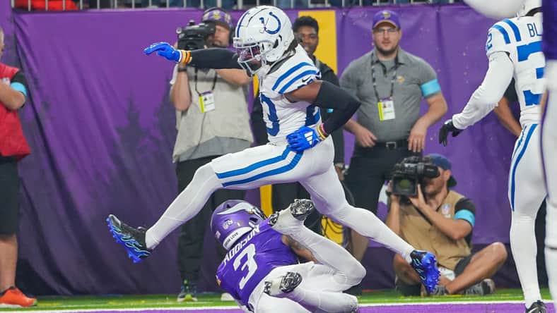NFL: Indianapolis Colts at Minnesota Vikings