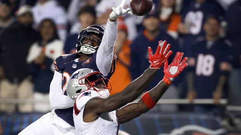 A.J. Brown on acclimating to Pats offense: 'There's no time for that'