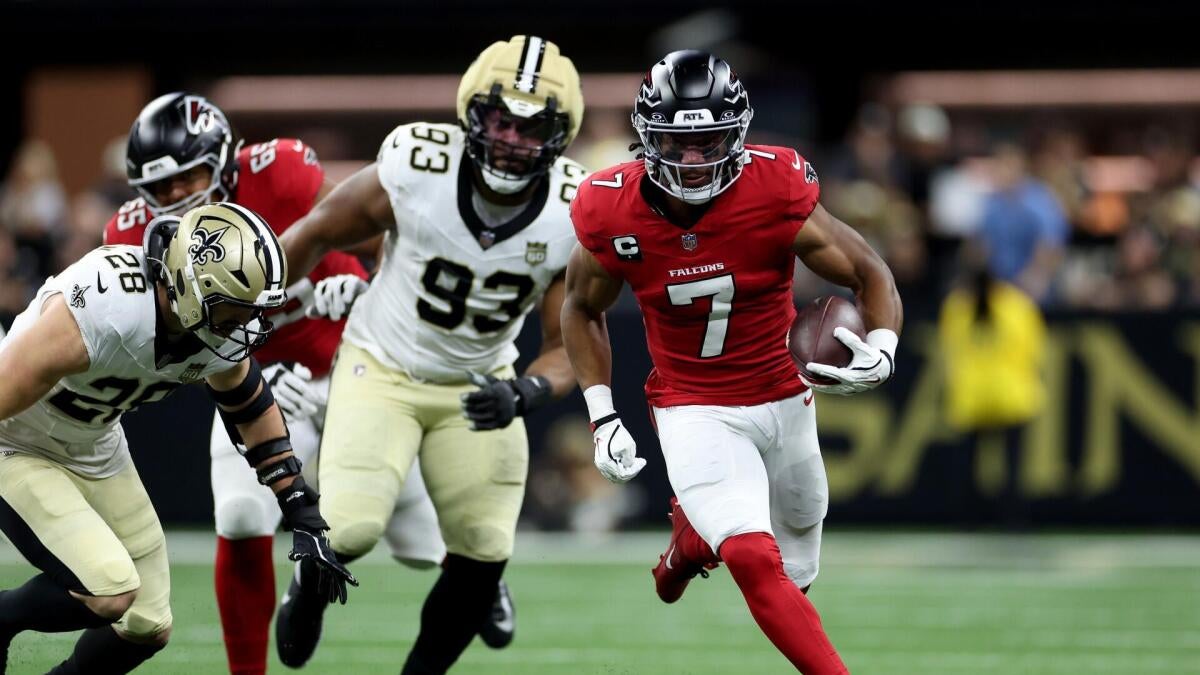 Saints vs. Falcons score: Bijan Robinson, Brian Robinson combine for 5 TDs as Atlanta runs wild