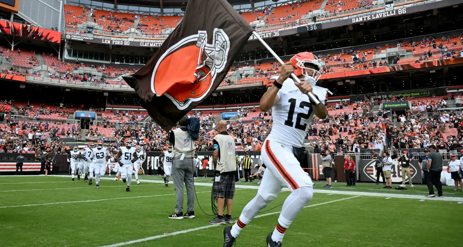 Analyst Floats A Surprising Future QB Option For The Browns