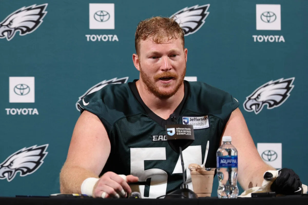 Howie Roseman explains why he made stunning Eagles trade after 4 games