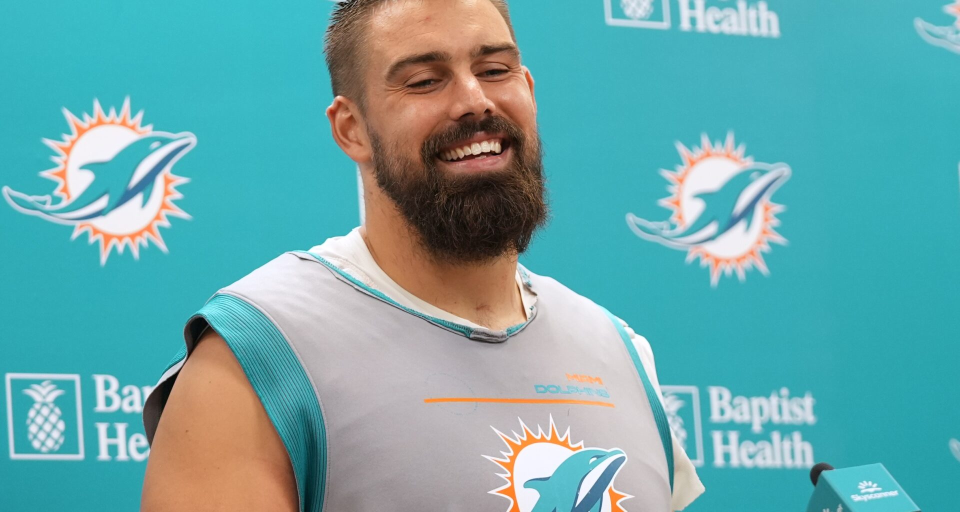 Miami Dolphins' Zach Sieler wants to stay at trade deadline