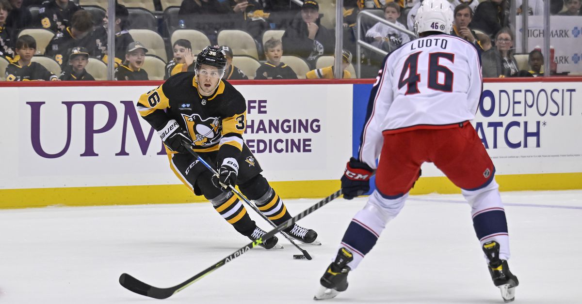 Penguins bringing back Filip Hallander