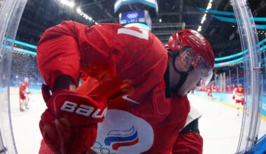 Alexander Nikishin officially signs Carolina Hurricanes Deal