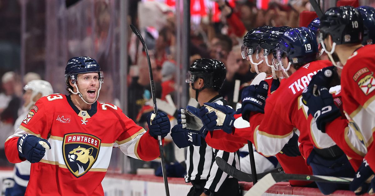 NHL Playoff & Islanders News: Lightning falter, GM search anticipation