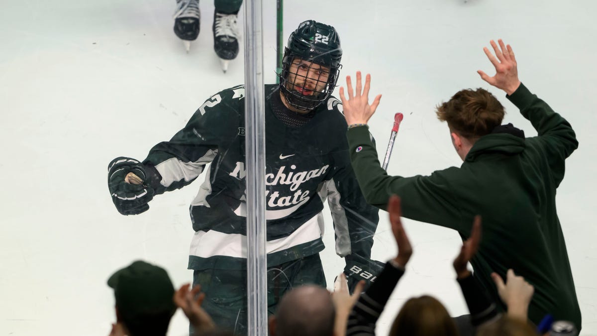 Michigan State hockey's Isaac Howard named to Team USA roster