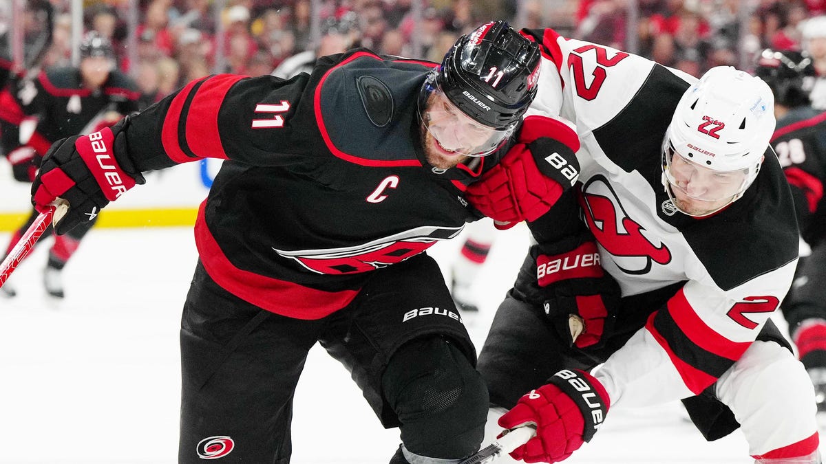 Ranking all 16 teams based on Stanley Cup odds