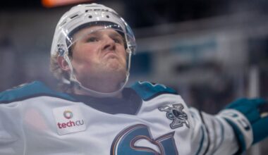 Who Did Cardwell Watch & Learn From on Sharks, in NHL Playoffs? (+)