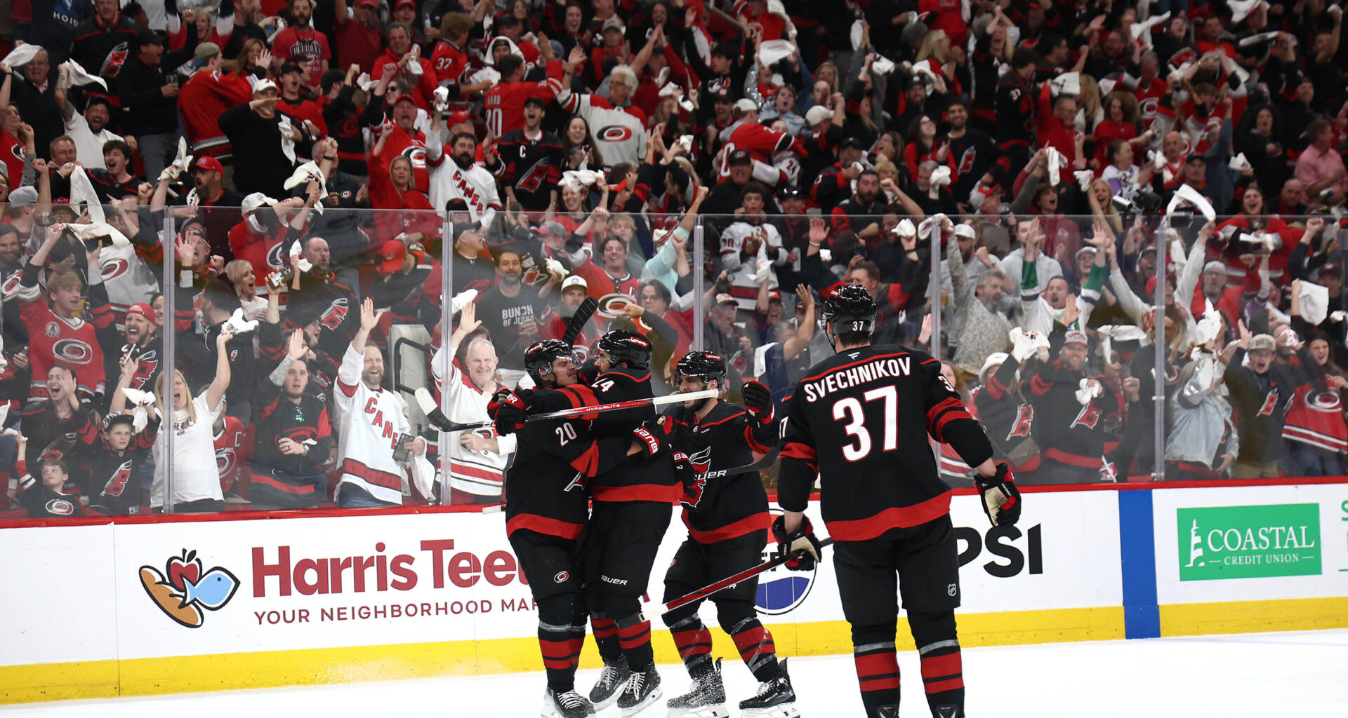 Carolina Hurricanes advance to 2nd round of NHL playoffs, beating the New Jersey Devils 5-4 in 2OT to win series 4-1