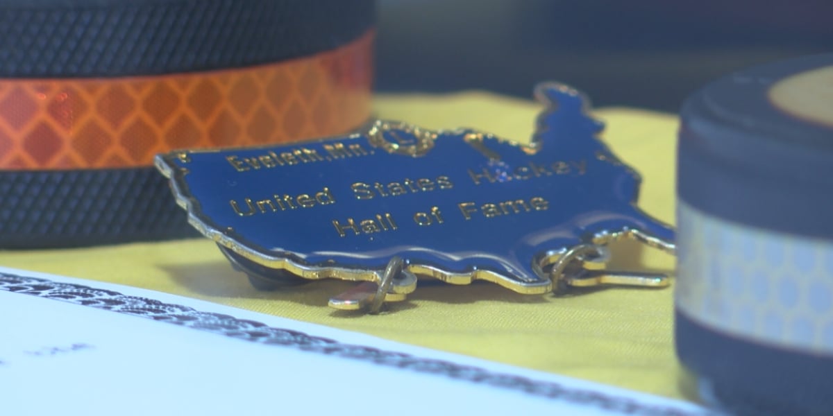 Rally to keep U.S. Hockey Hall of Fame in Eveleth held Saturday