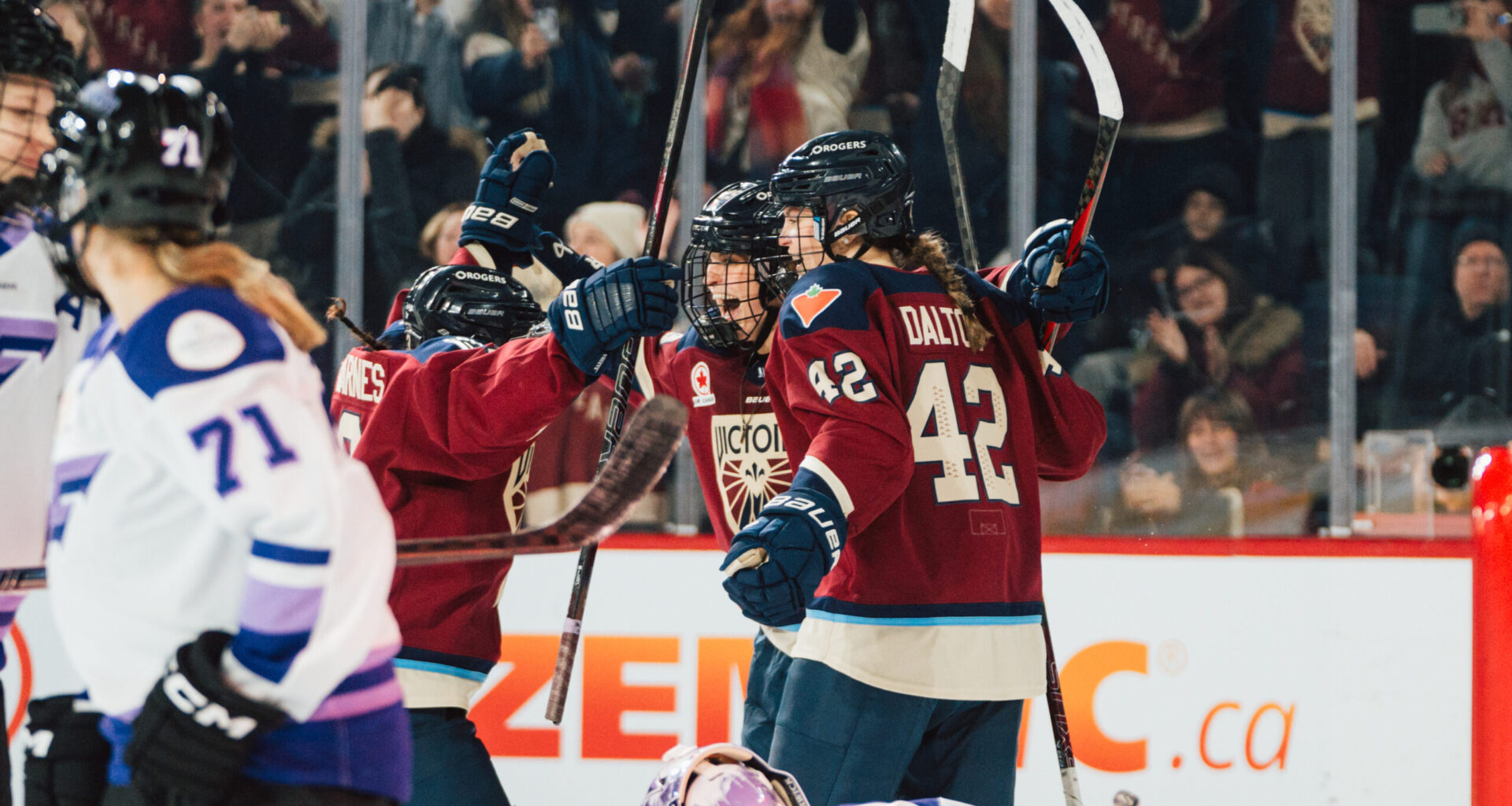 Victoire Defeat Fleet 3-2 in Overtime - The Hockey Writers - PWHL