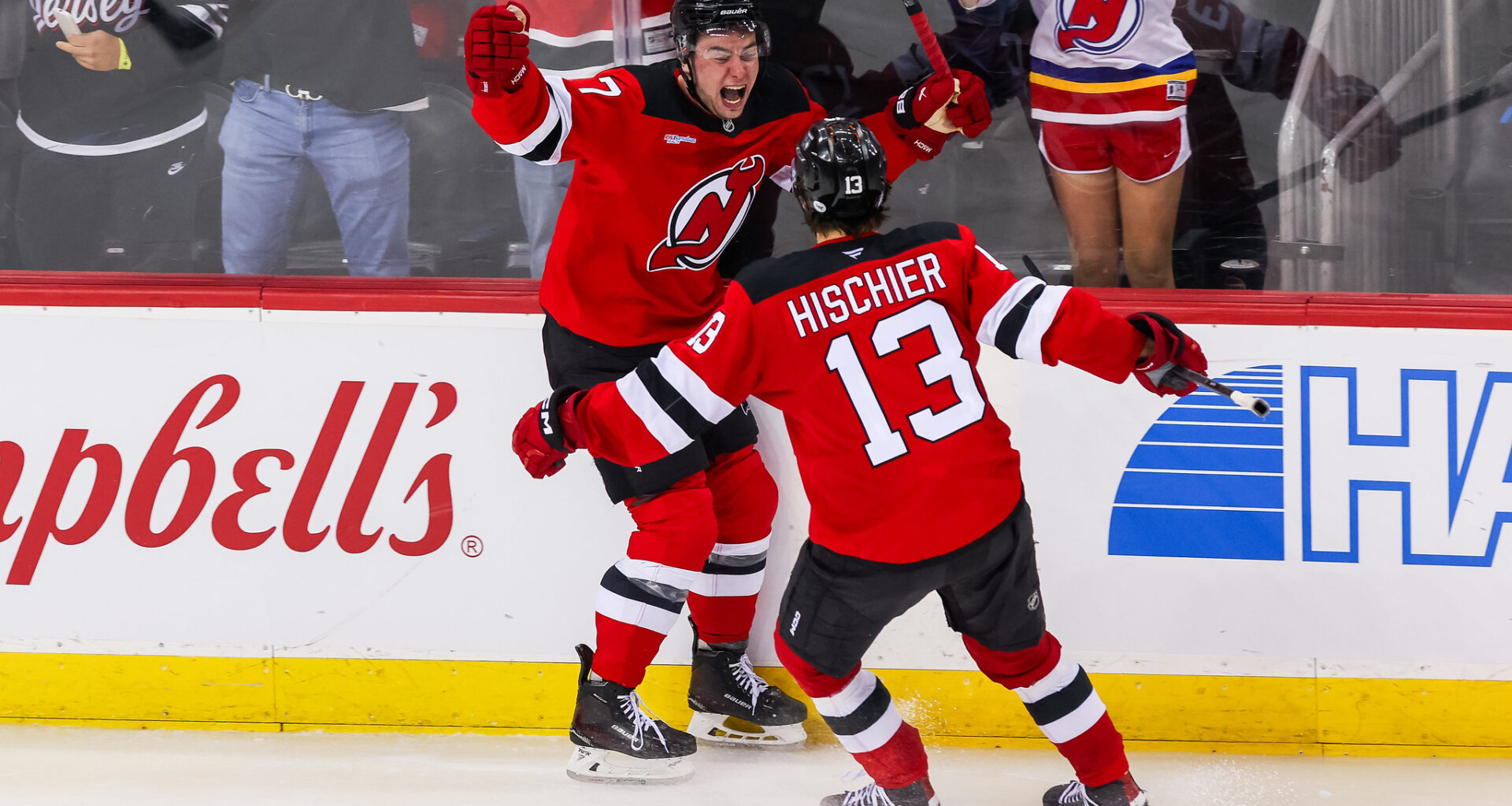 Devils Have Put All the Pressure on the Carolina Hurricanes - The Hockey Writers -