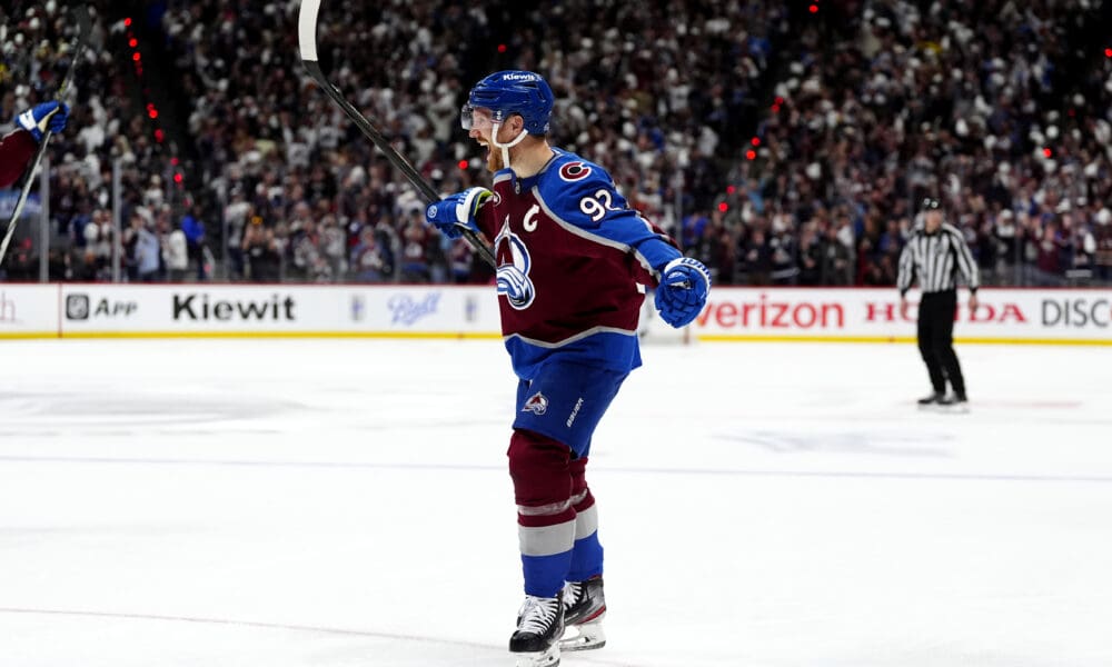 Good & Bad: Landeskog Scores In Avalanche's Dominating Game 4 Victory