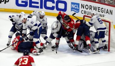 NHL playoffs: Panthers score twice in 11 seconds to beat Lightning, take 3-1 series lead