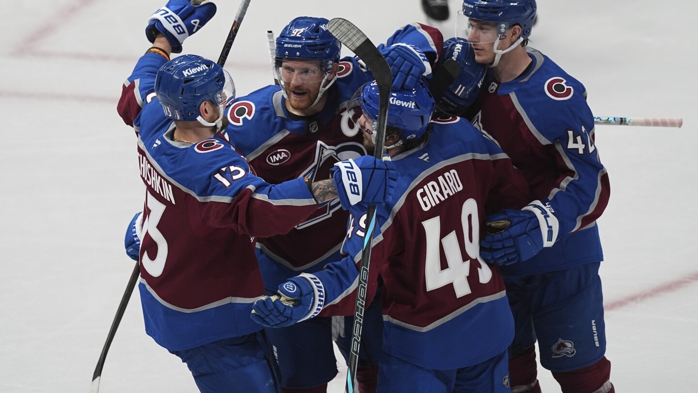 Landeskog stirs Cup memories for Avalanche vs. Stars, road has been good for Lightning and Panthers