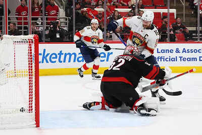 Key injuries shake Panthers and Hurricanes in Game 2 blowout