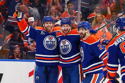McDavid and Hyman lead Oilers past Stars