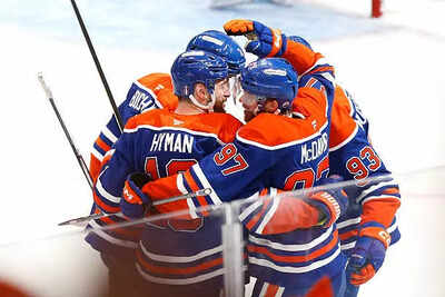 Edmonton takes 2-1 series lead in Western Final with emphatic 6-1 Game 3 victory