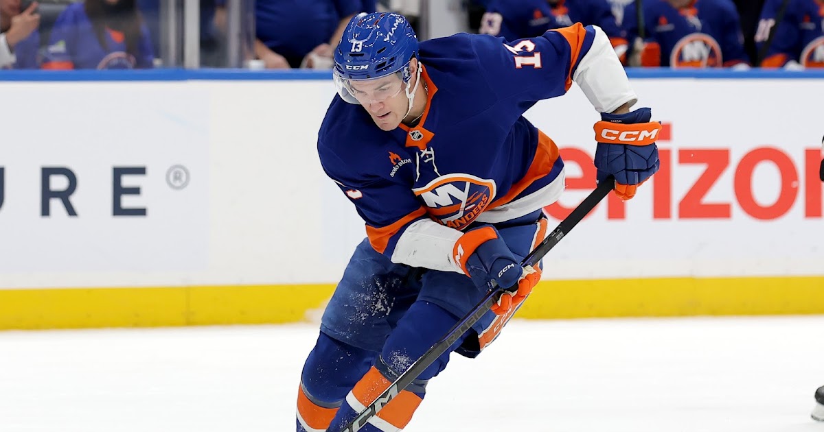 NHL Rumors: Canucks Eyeing Islanders' Mathew Barzal In Blockbuster Trade