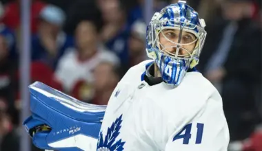 Leafs' Anthony Stolarz Has Hilarious Explanation For His Embarrassing Game 6 Misplay