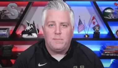 Top NHL Insider Shares Surprising News About His Future