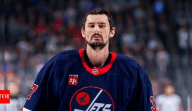 “Isn’t it illegal for you to have a cyborg as your goalie”: Connor Hellebuyck at his 1.000 save percentage against the Dallas Stars