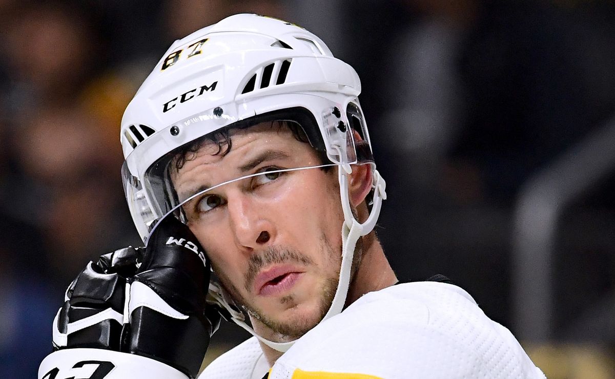 Sidney Crosby may have already made a decision on future with Penguins after Mike Sullivan's exit, GM Kyle Dubas stated