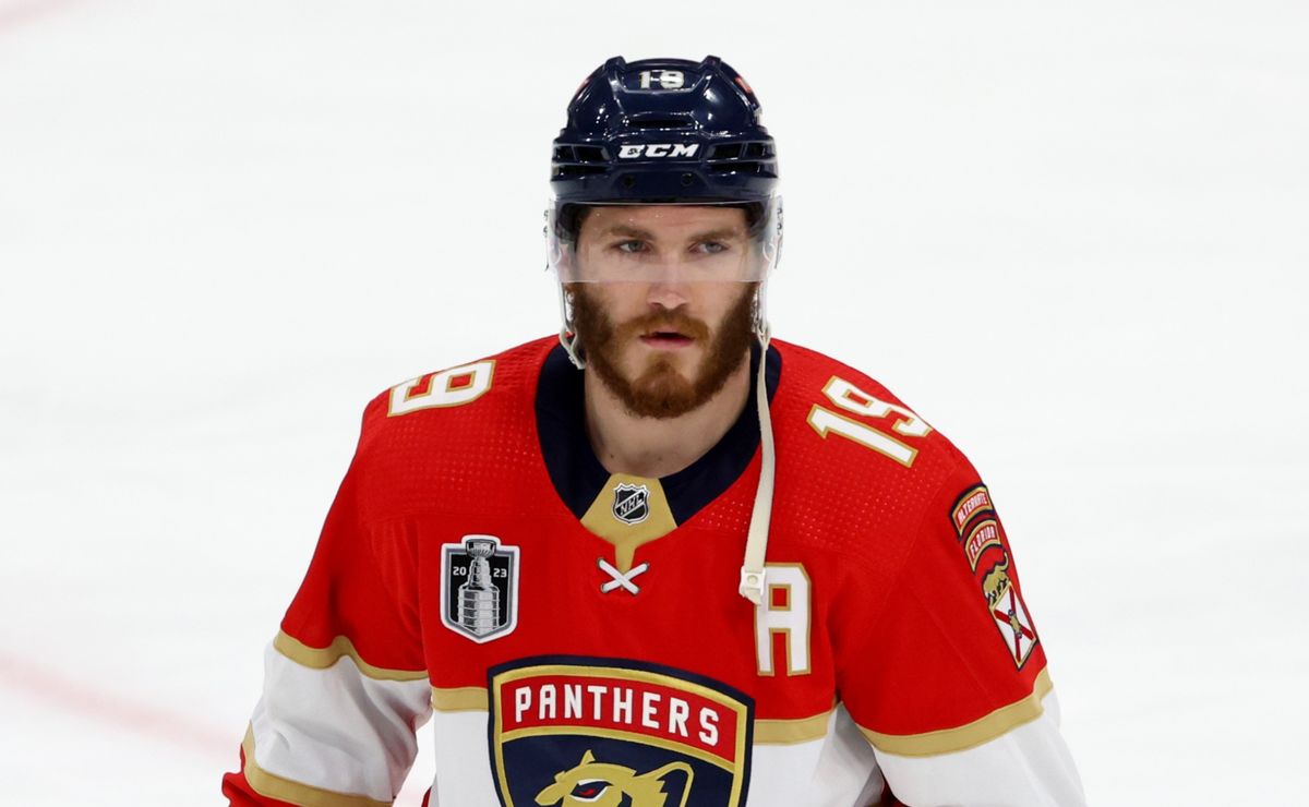 NHL News: Panthers coach Paul Maurice makes key statement on Matthew Tkachuk's presence in series vs Maple Leafs