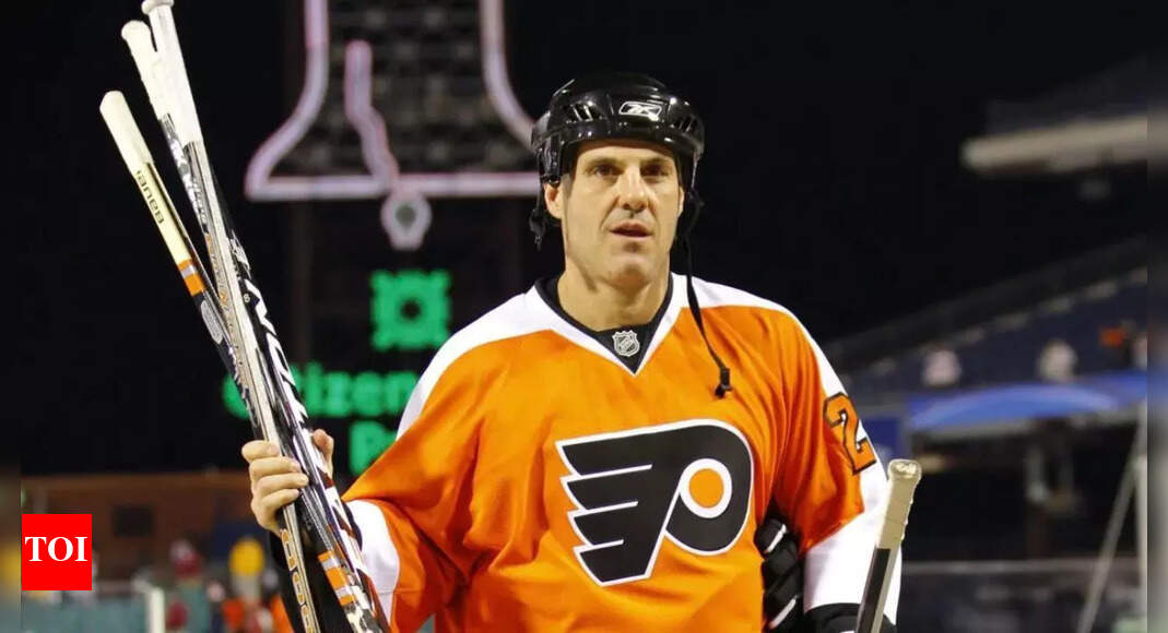 Rick Tocchet returns to Flyers as pressure builds for a comeback: Report | NHL News