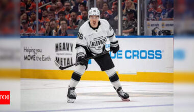 Kings name Ken Holland general manager in major front office move | NHL News